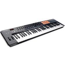 M Audio Oxygen 61 MK4 USB MIDI controller